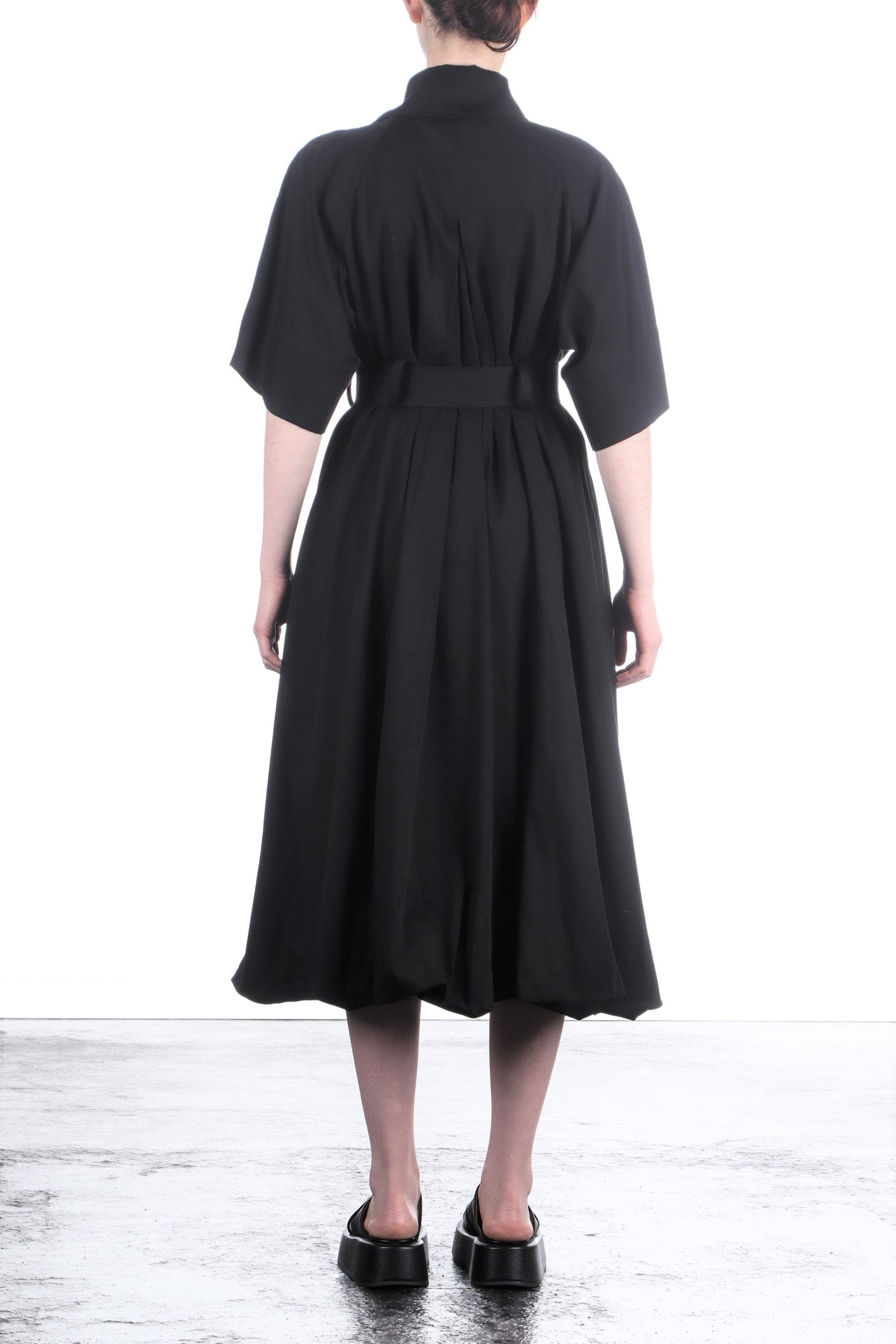 Yohji Yamamoto Damen Mantel aus fließendem Twill schwarz
