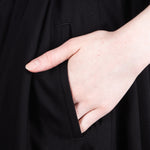Yohji Yamamoto Damen Mantel aus fließendem Twill schwarz