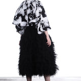Comme Des Garçons Damen Blazer mit Tüllschleifen schwarz - weiß
