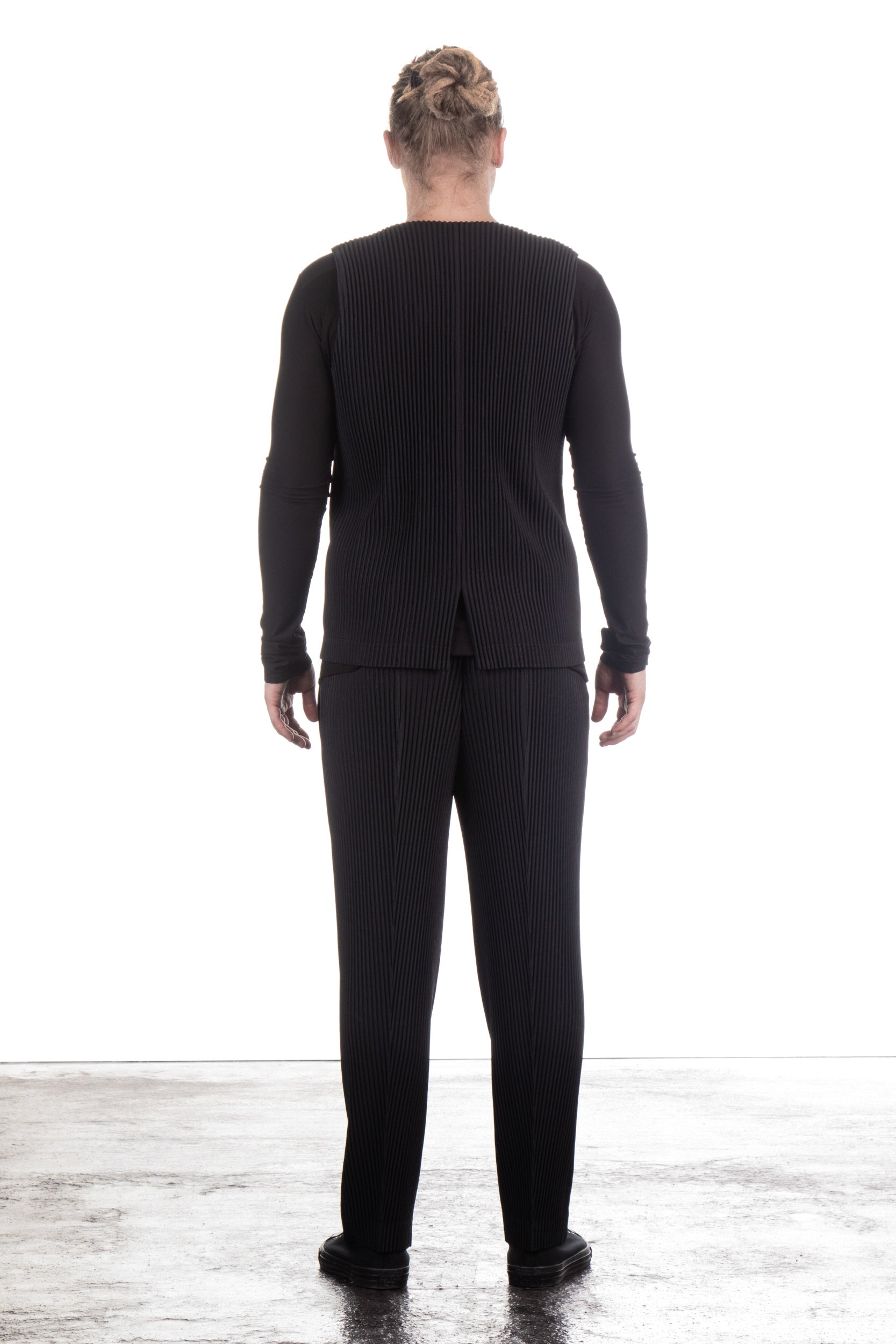Homme Plissé Issey Miyake Herren Weste schwarz