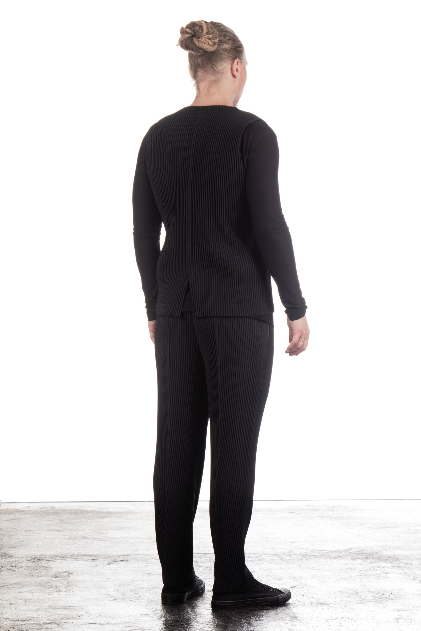 Homme Plissé Issey Miyake Herren Weste schwarz