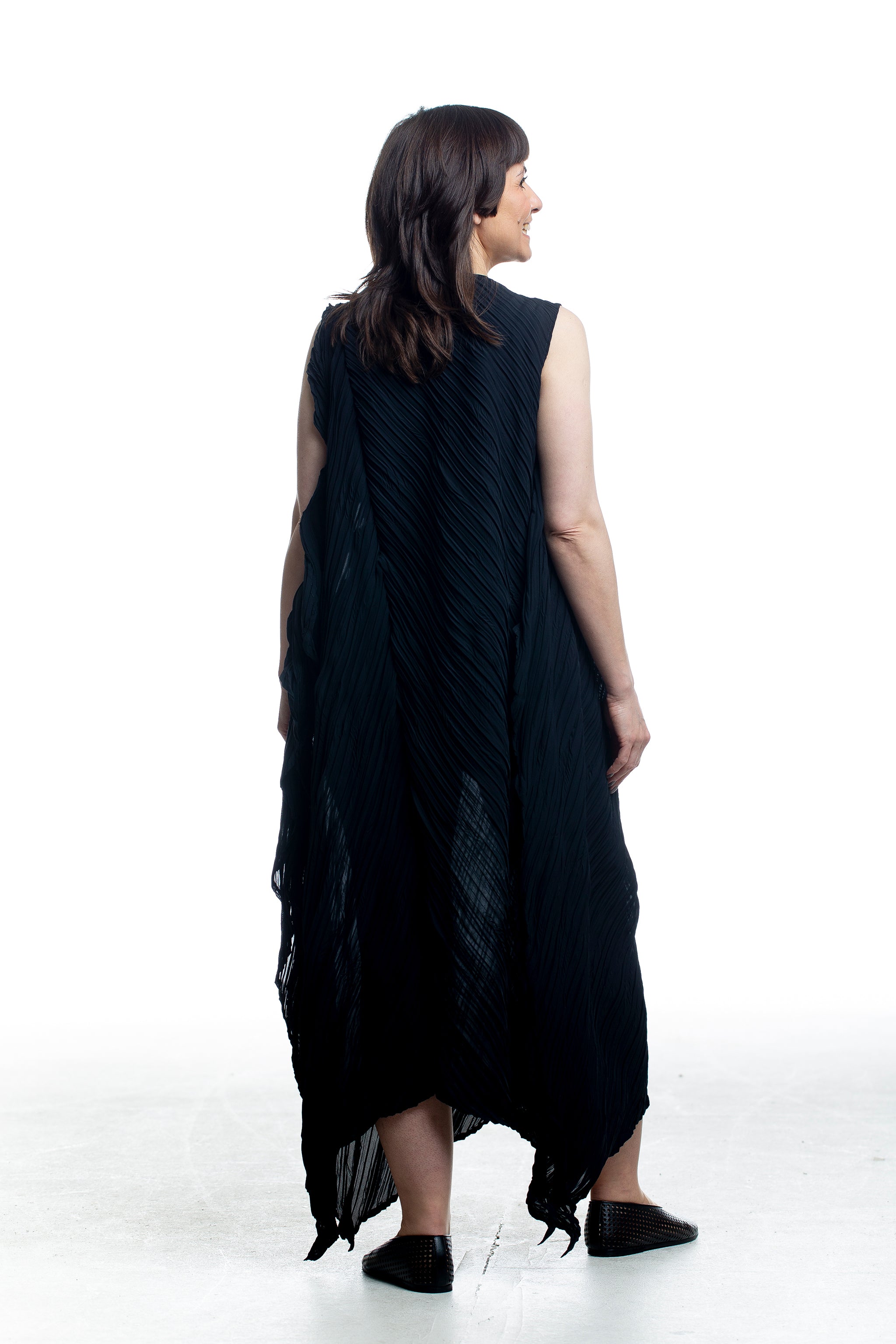 Issey Miyake Kleid – Rückansicht, One Size, Schwarz