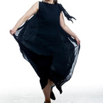 Issey Miyake Kleid – Bewegung im Stoff, kunstvolle Plissierung