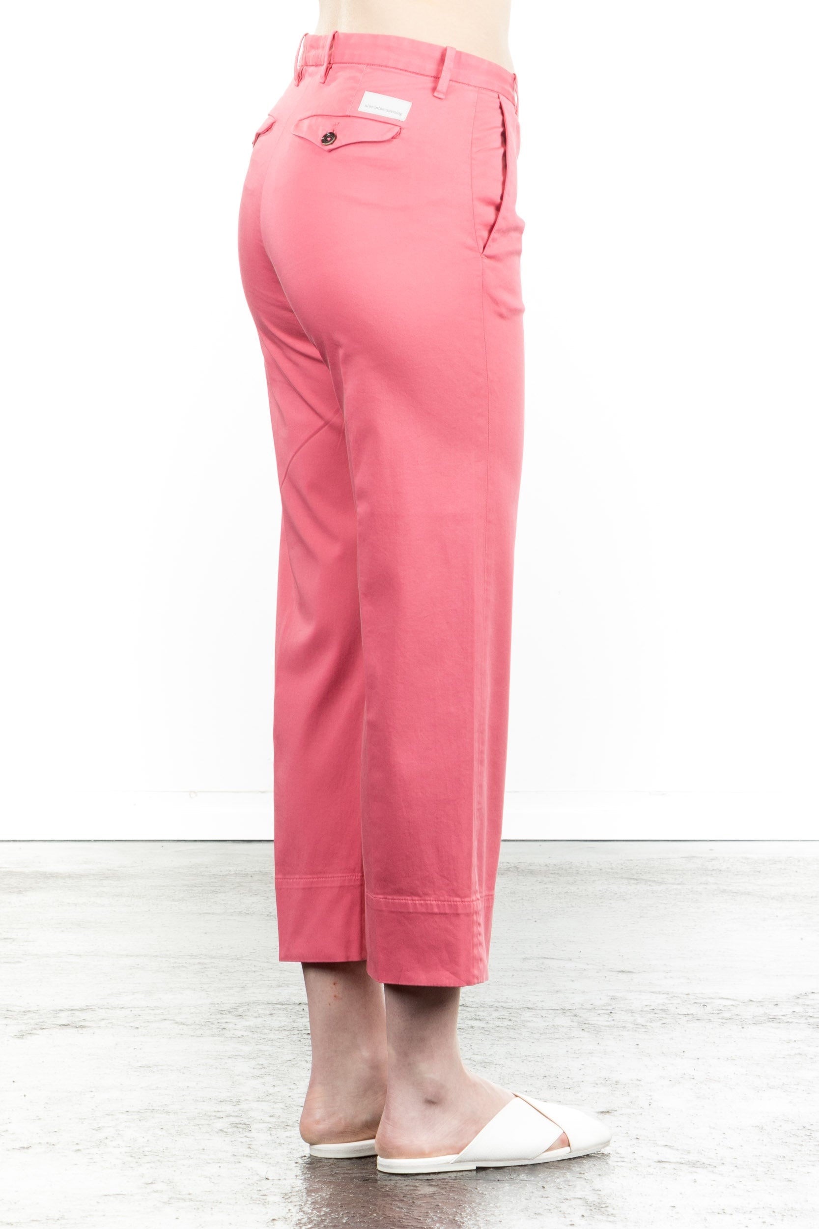Nine In The Morning Damen Cropped Hose fuchsia