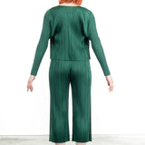 Pleats Please Issey Miyake Damen Plissee Cardigan grün