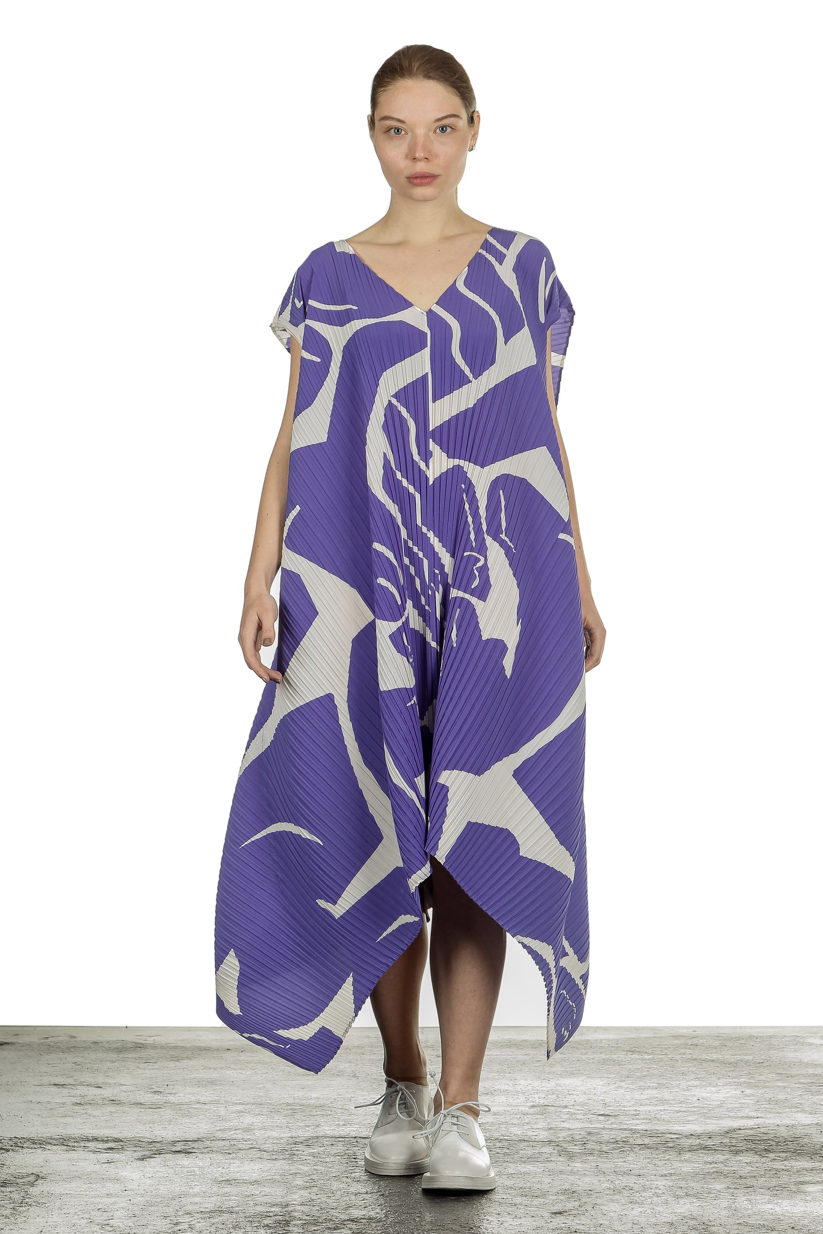 Issey Miyake Plissée Avantgarde Damen Kleid violett weiß