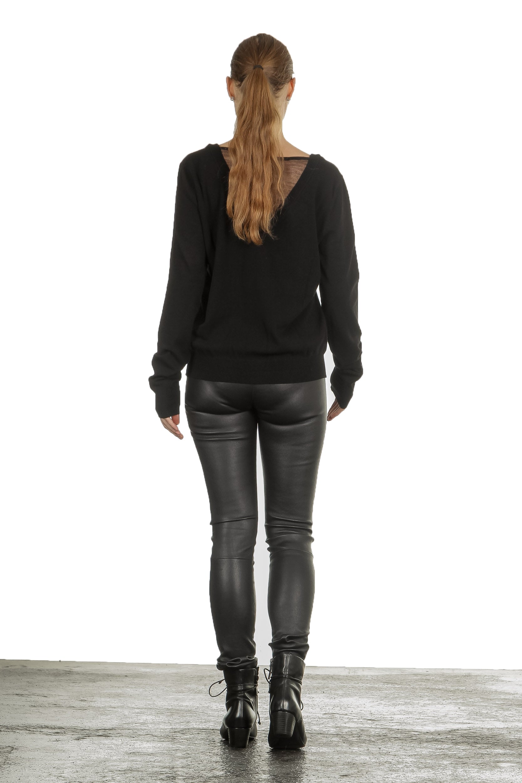 Sarah Pacini Damen Pullover V-Ausschnitt schwarz