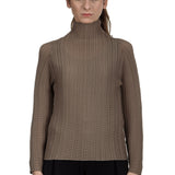 Issey Miyake Plissé Longsleeve Top Stehkragen beige