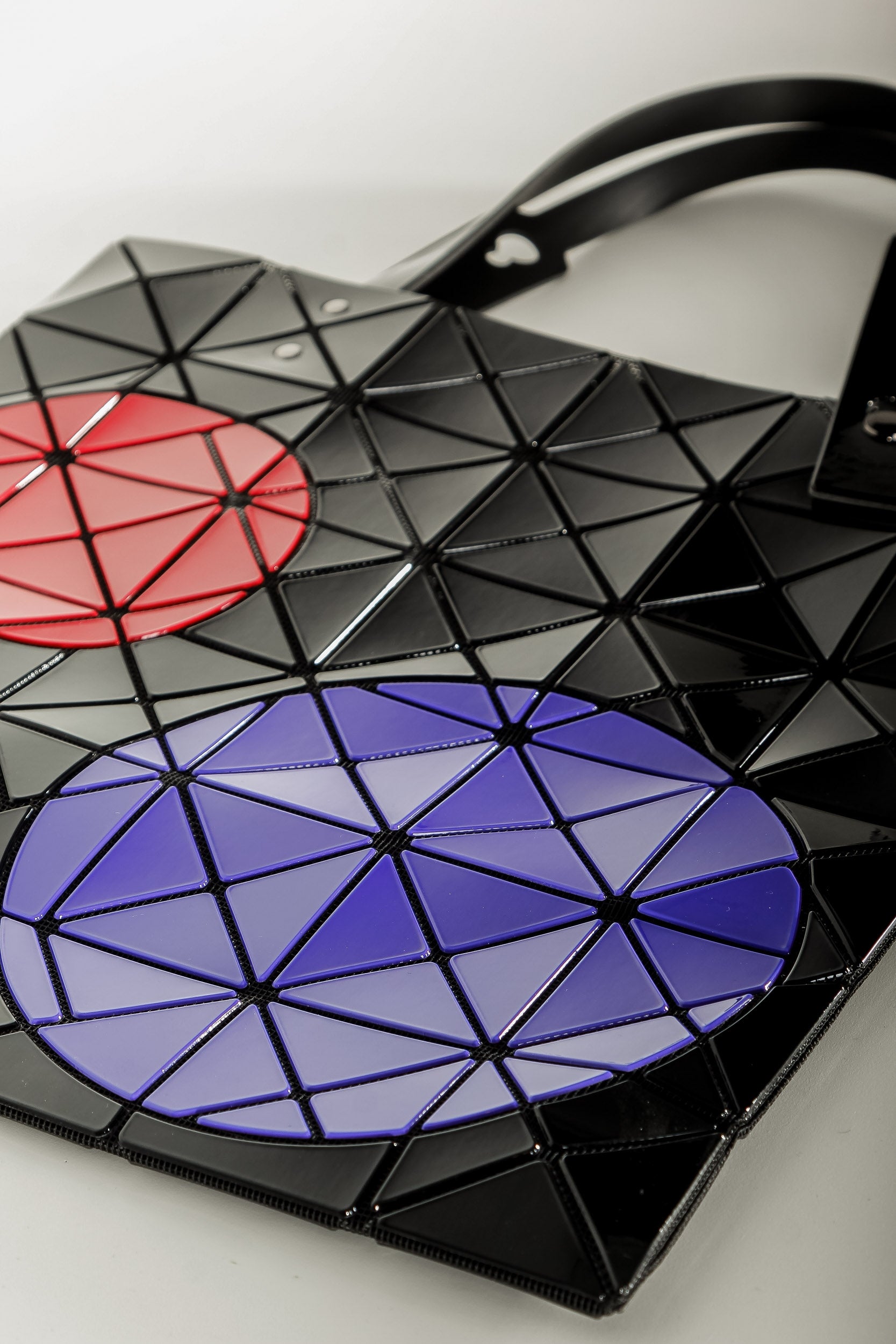 BAO BAO ISSEY MIYAKE Tragetasche "Maru Maru" schwarz