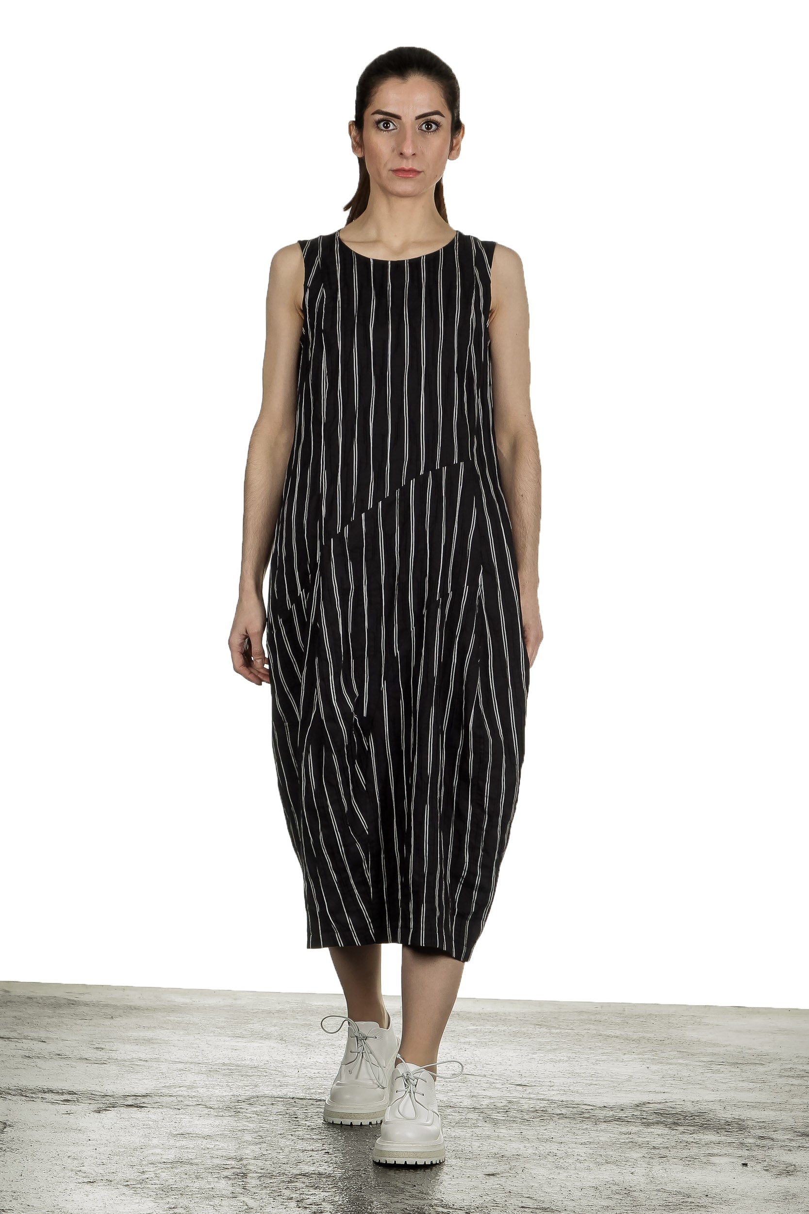 Yukai Damen Trägerkleid Asymetrisch mit Streifen schwarz