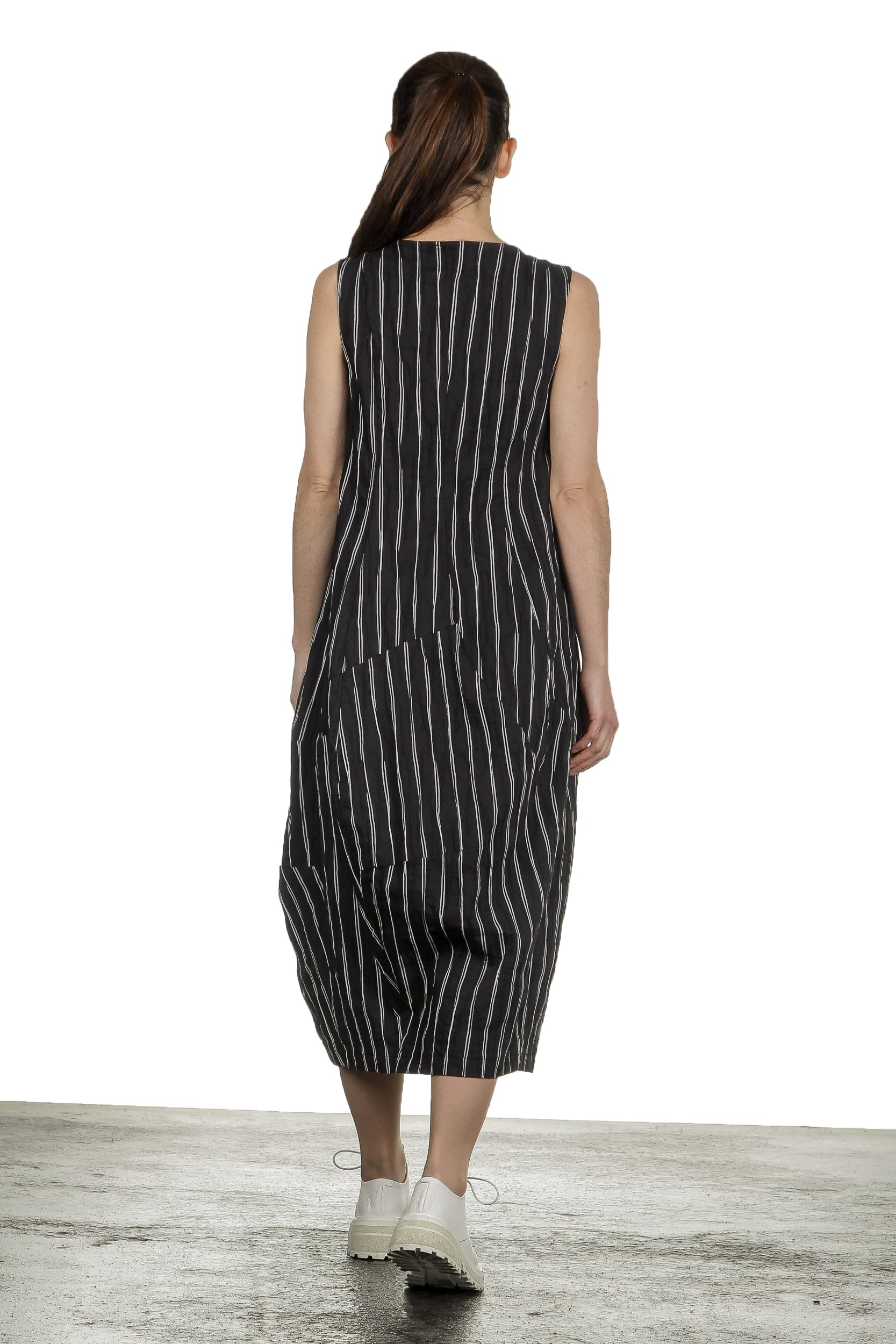 Yukai Damen Trägerkleid Asymetrisch mit Streifen schwarz