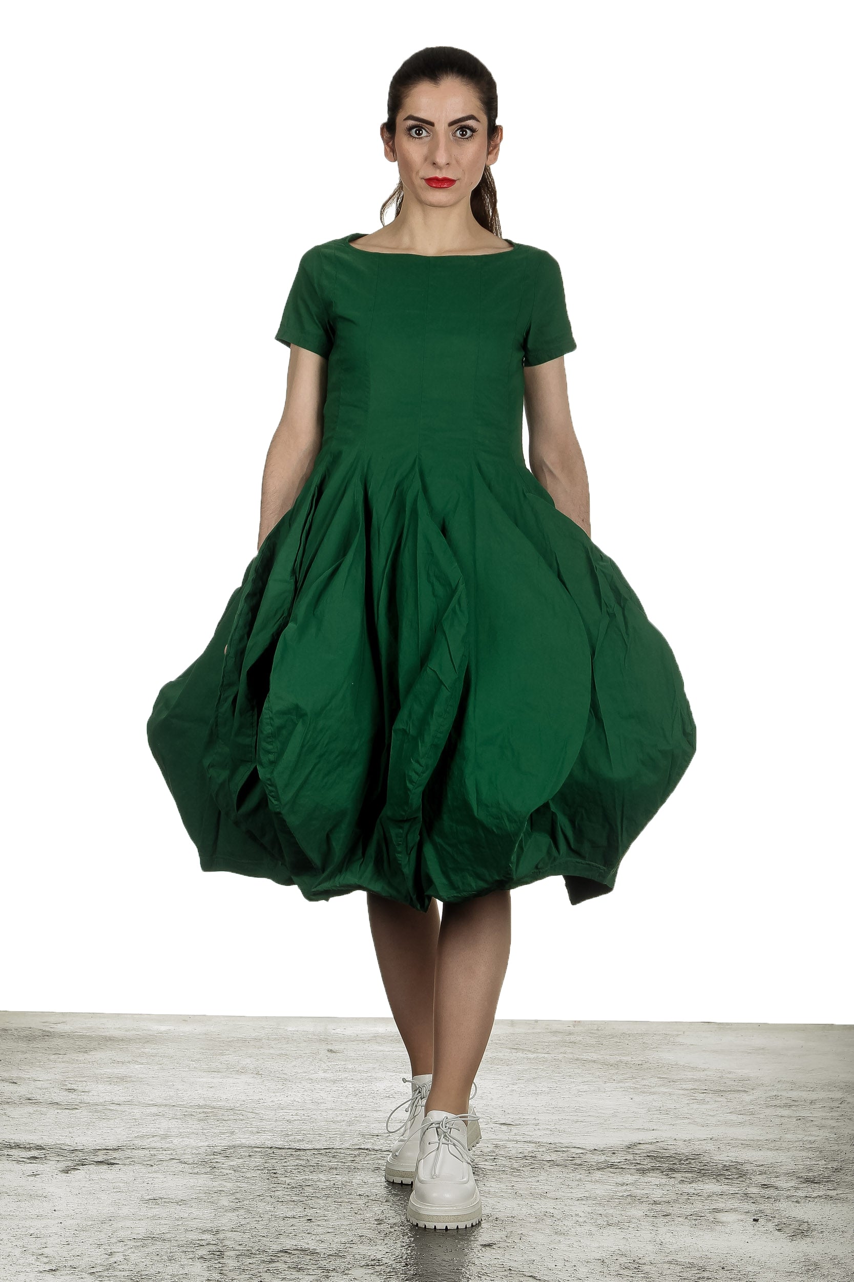 Rundholz Dip Damen Kleid mit Ballonrock grün