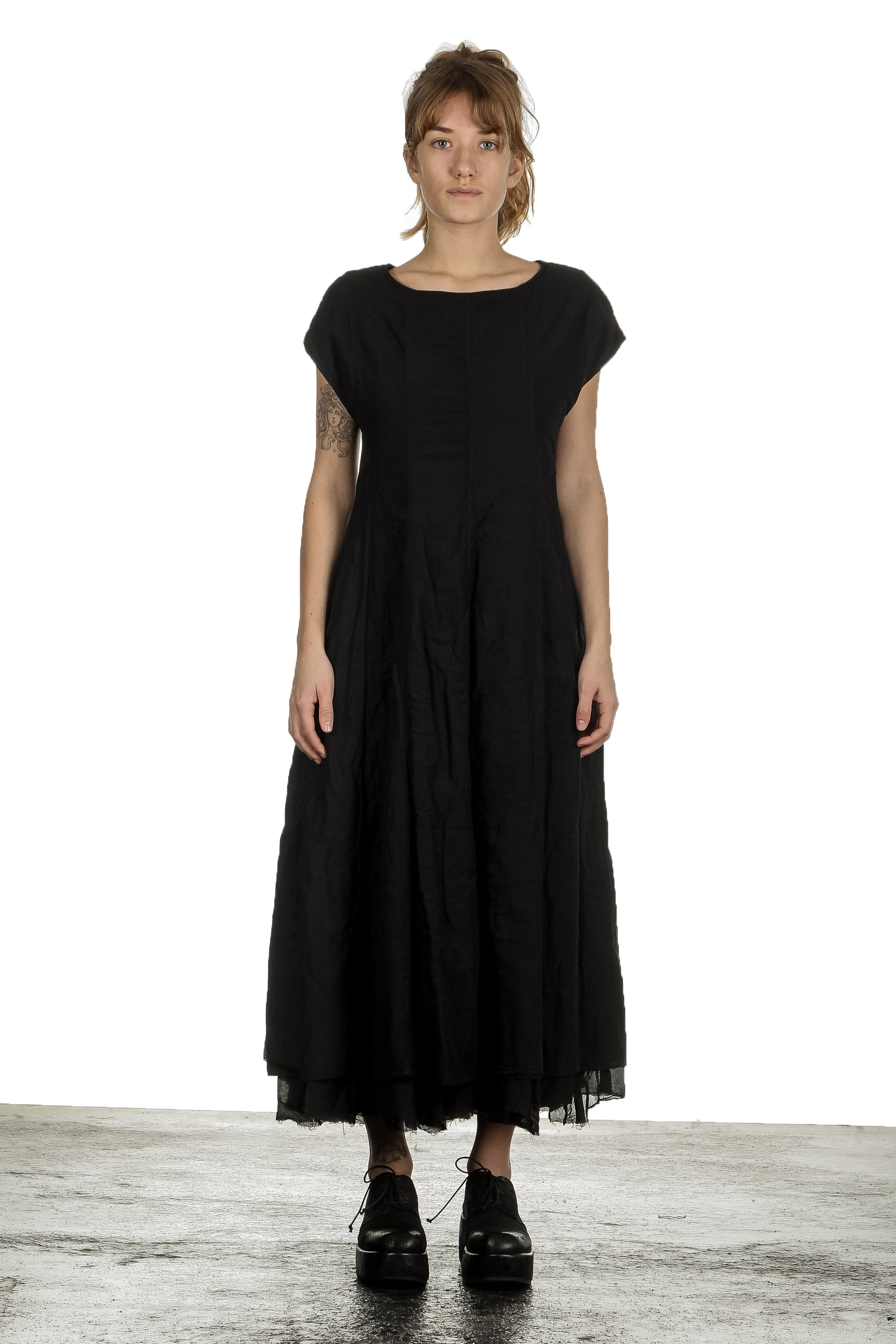 Rundholz Dip Kleid Avantgarde schwarz
