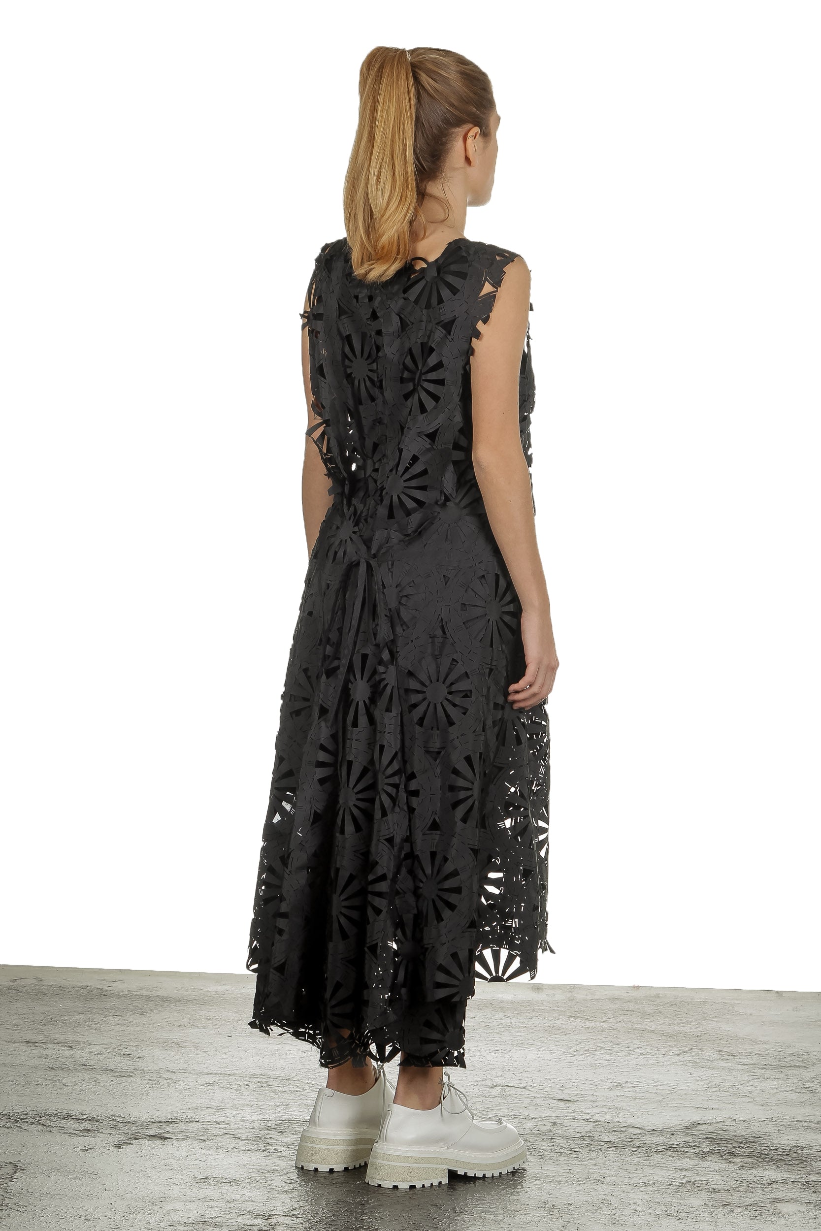 Rundholz Damen Wickelkleid in Midi-Länge schwarz