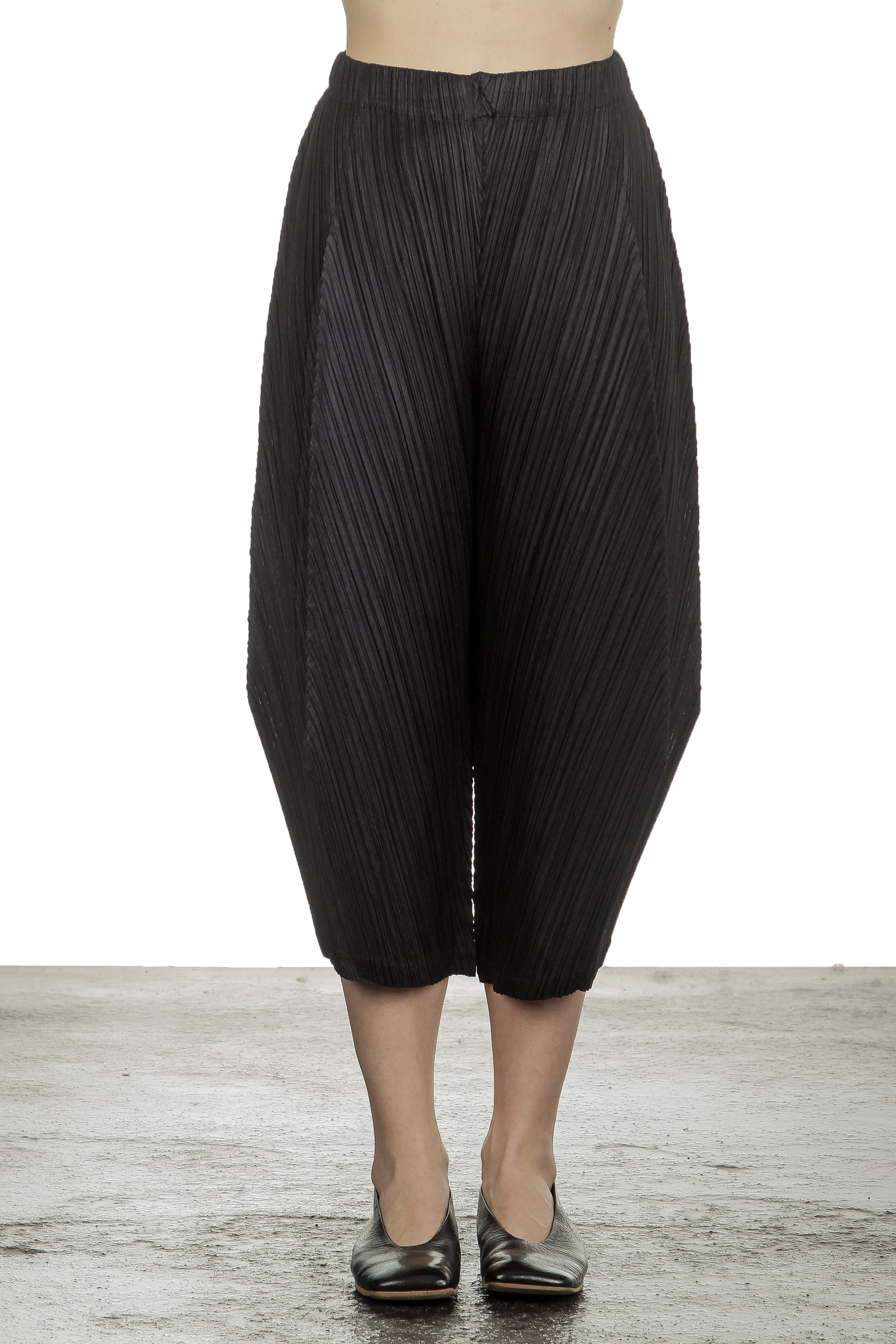 Pleats Please Issey Miyake Damen Plissee 7/8 Hose mit hohem Bund schwarz
