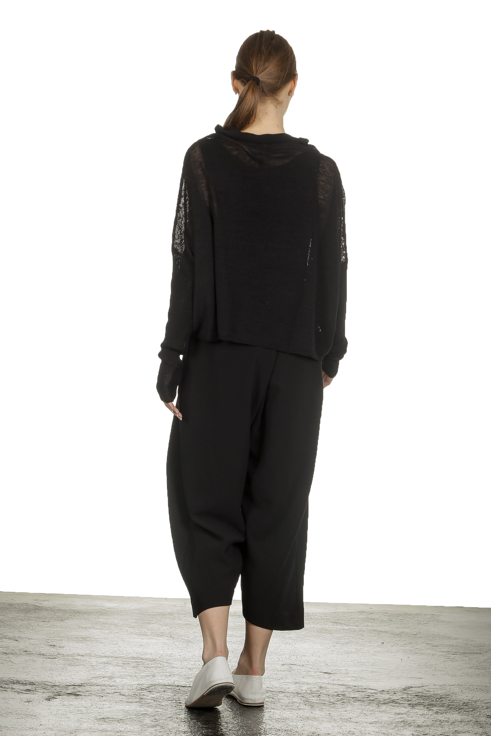Sarah Pacini Damen Cropped Pullover mit drapiertem Kragen schwarz