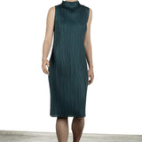 Pleats Please Issey Miyake Plissiertes Kleid mit Stehkragen grün
