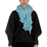 ISSEY MIYAKE PLEATS PLEASE Strukturierter Schal blau
