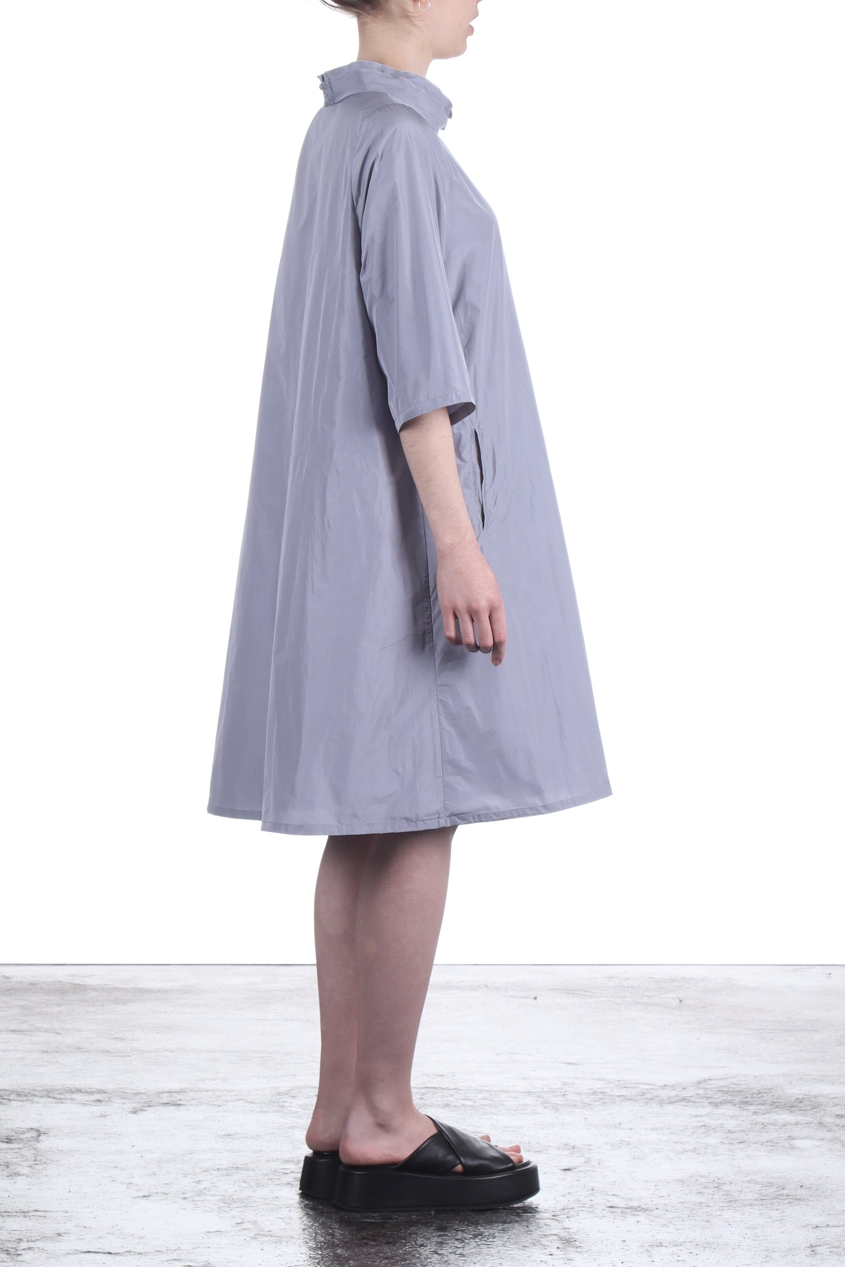 Katharina Hovman Damen Taft Kleid A-Linie ausgestellter Kragen platin grau