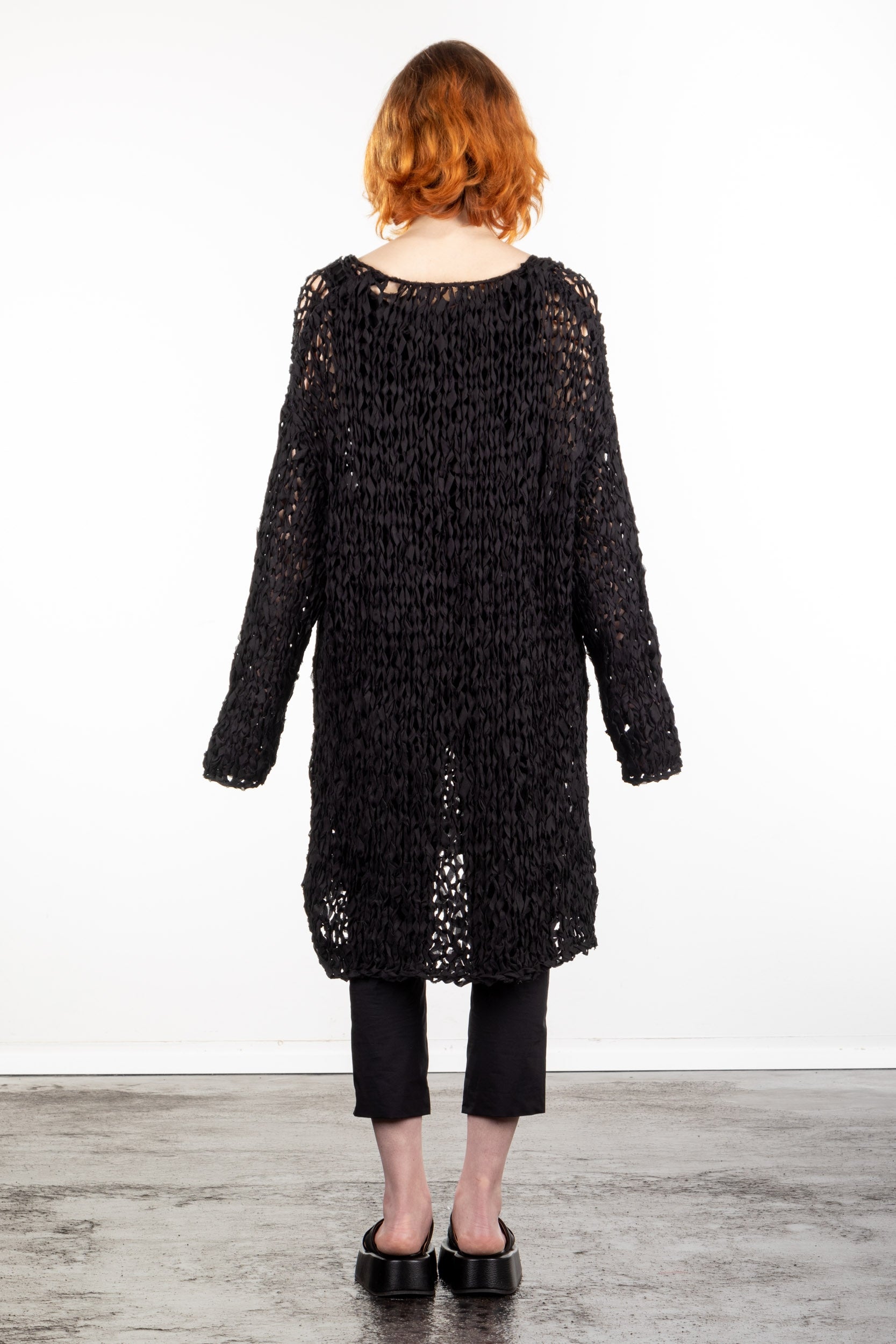 Rundholz Damen Hand-Strick Tunika schwarz
