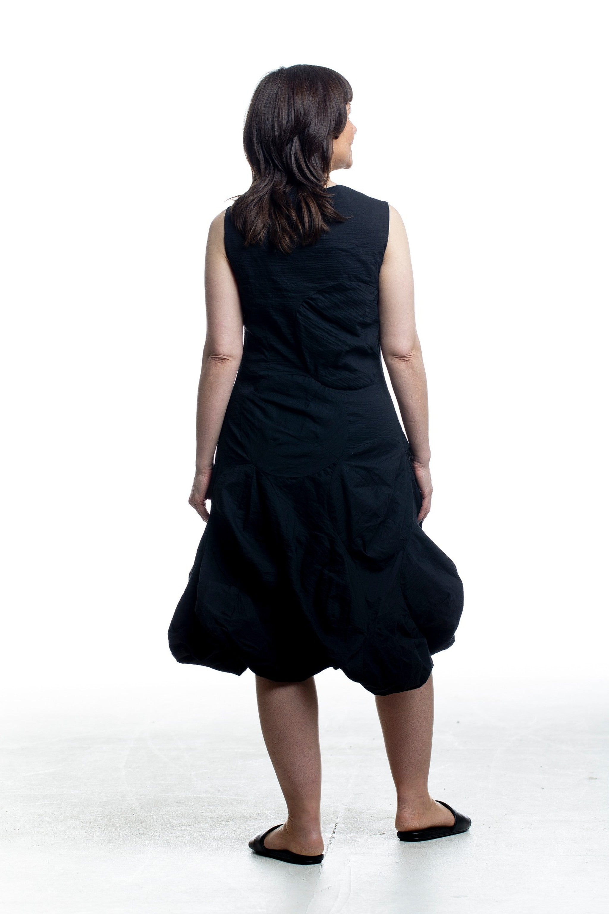 Rundholz Damen Kleid Schwarz Rückansicht