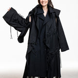 Yohji Yamamoto Damen Mantel mit Kordeln schwarz