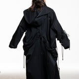 Yohji Yamamoto Damen Mantel mit Kordeln schwarz