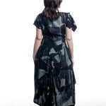 Y's Yamamoto Kleid – Rückansicht, asymmetrisch
