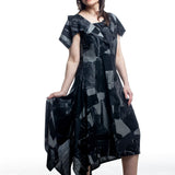 Y's Yamamoto Kleid – Bewegung im Stoff